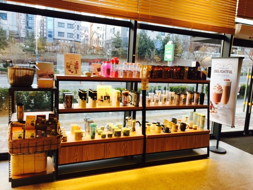 Starbucks Asan Yonghwa — photo 2
