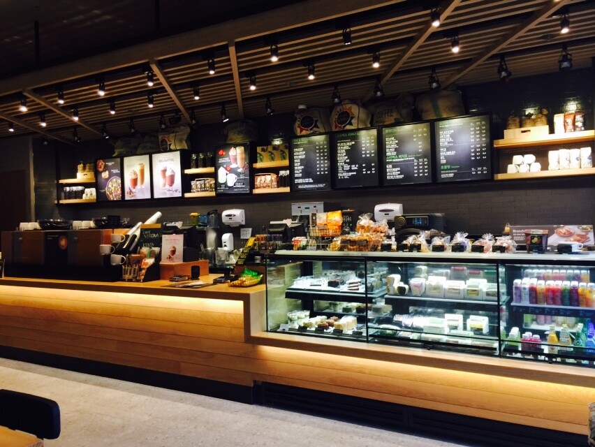 Starbucks Asan Yonghwa — photo 4