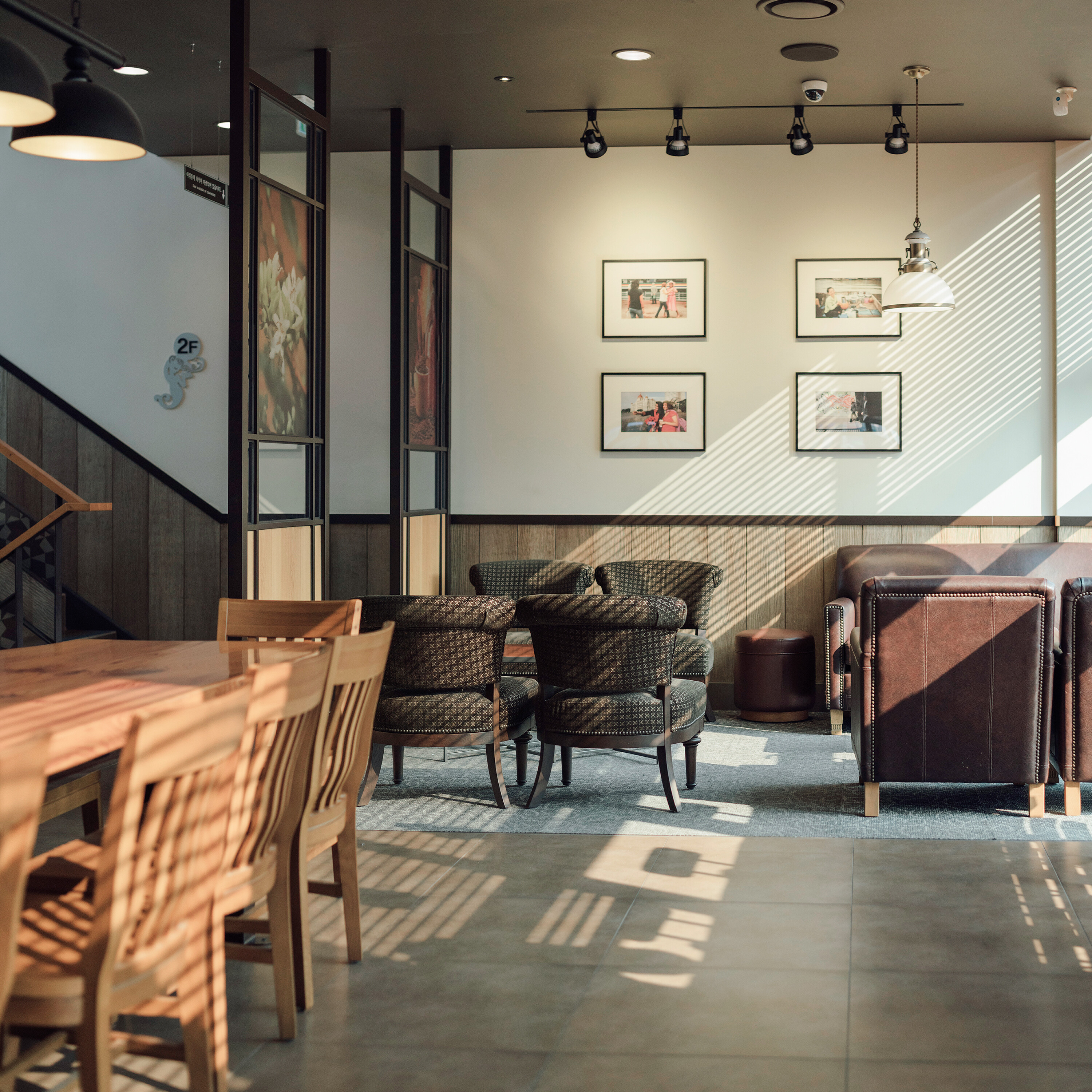 Starbucks Gimhae Samgye — photo 3