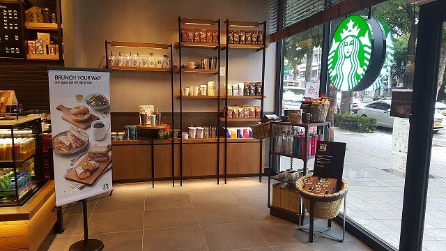Starbucks Mok-dong Station — photo 3