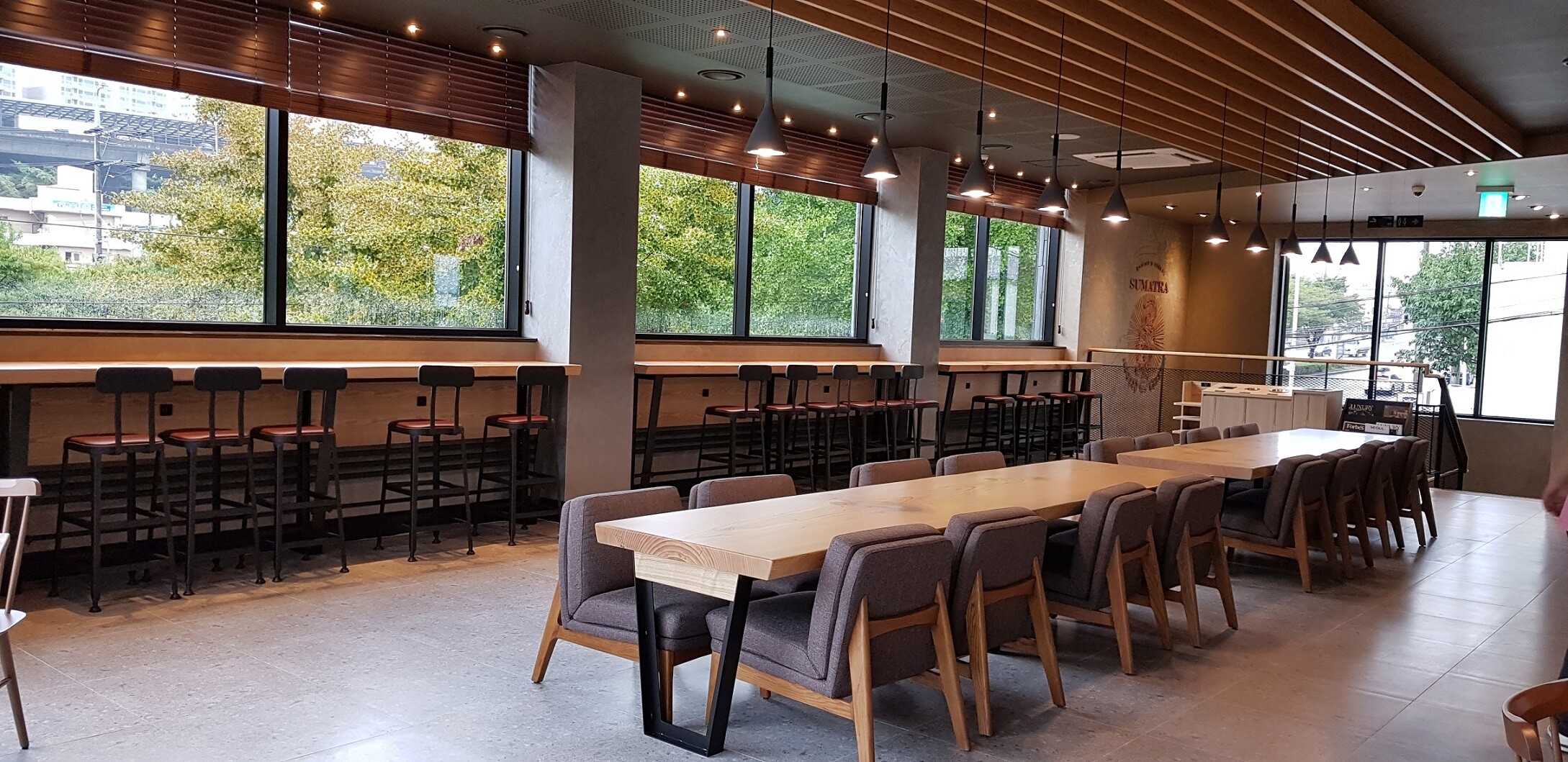 Starbucks Dongseo Univ. — photo 5