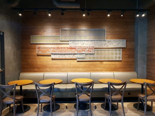 Starbucks Ttukseom Station — photo 2