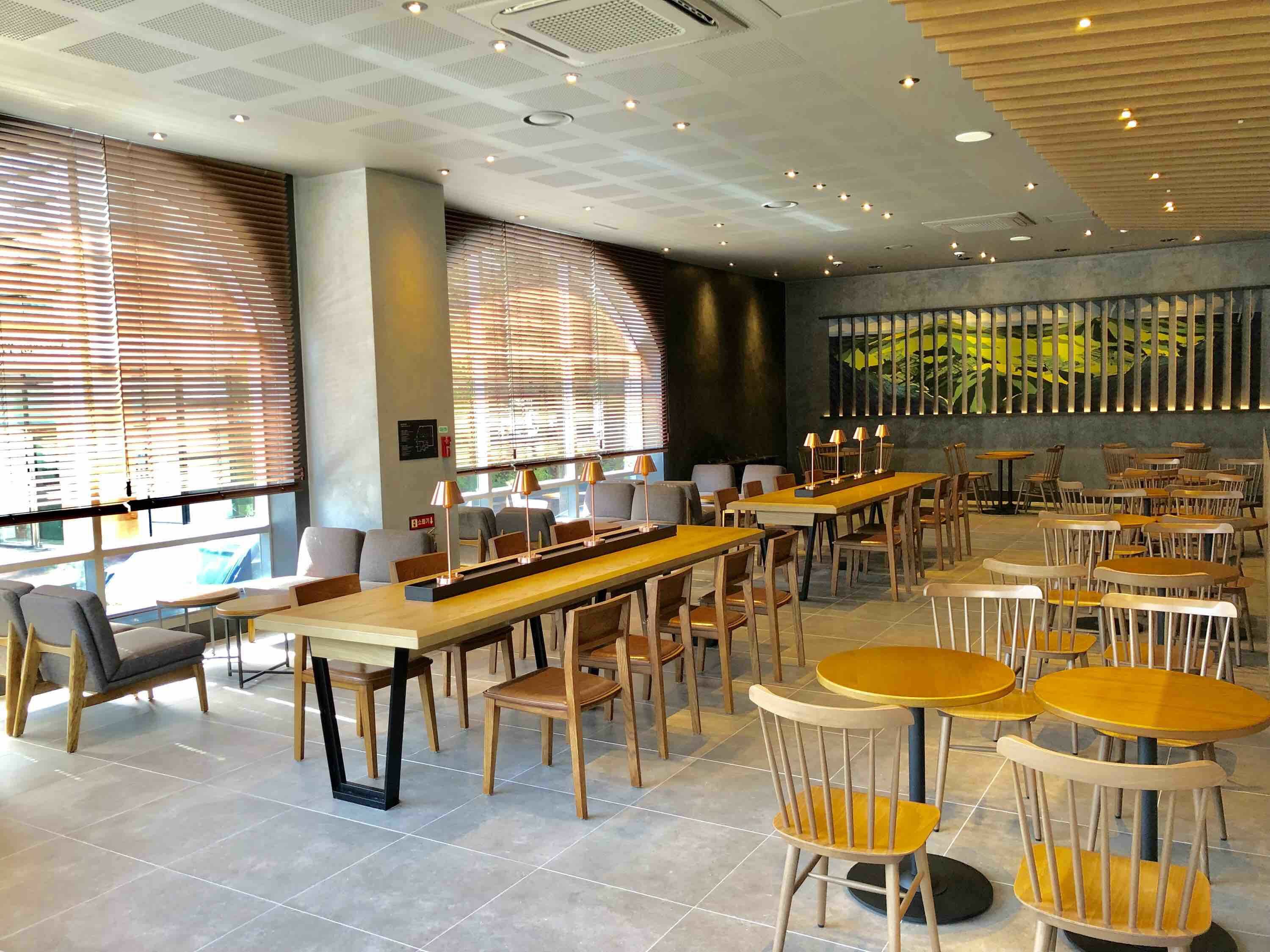 Starbucks Achasan Station — photo 4
