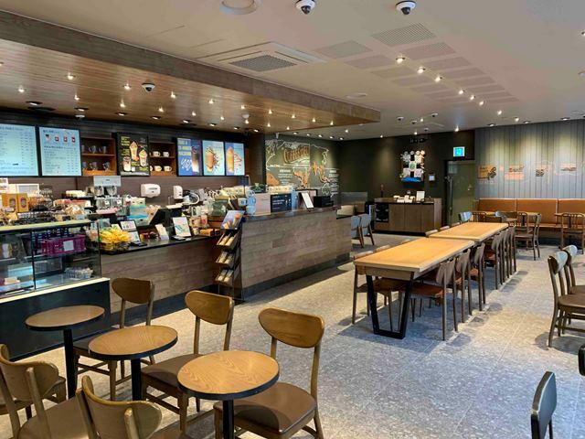 Starbucks Bangbae Station — photo 4