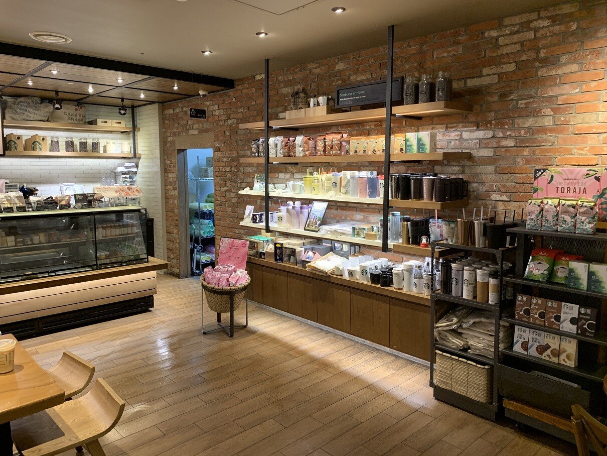 Starbucks Seoul Express Bus Terminal — photo 5