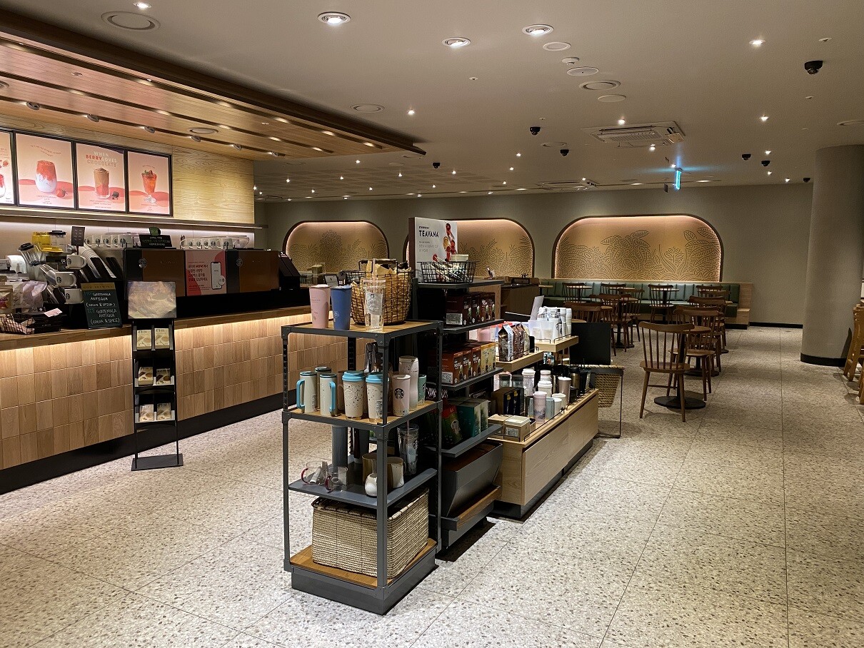 Starbucks Sogang Univ. Plaza — photo 2