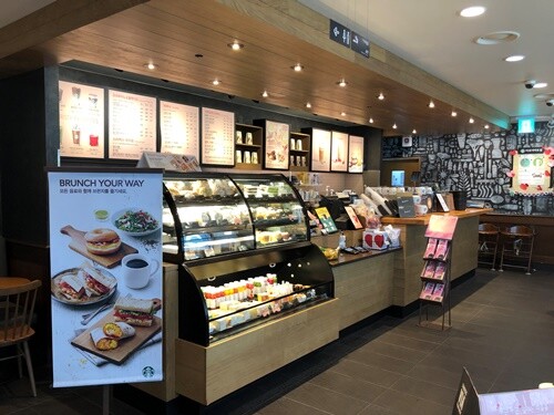 Starbucks Mapo E-Mart — photo 2