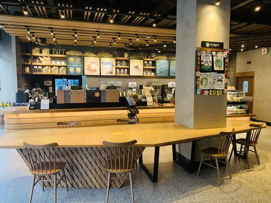 Starbucks Sinjeong — photo 2