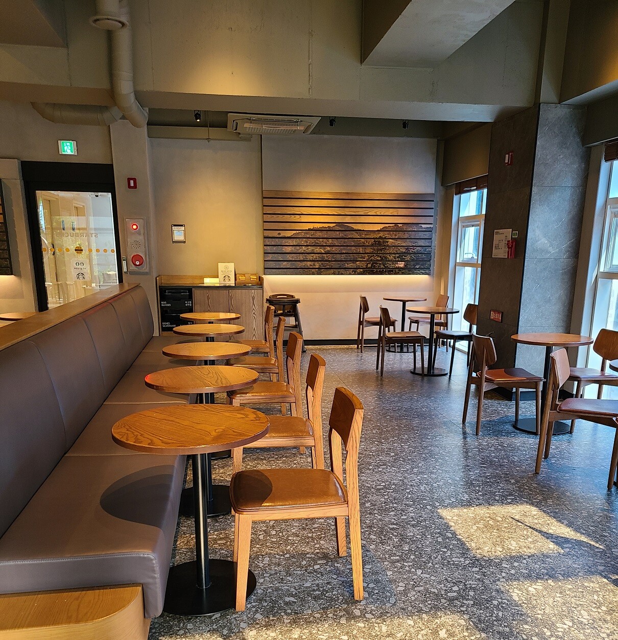 Starbucks Myeongil Station — photo 5