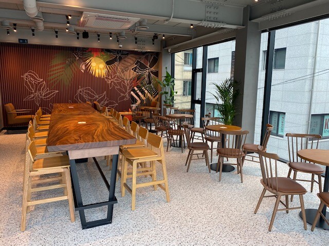 Starbucks Sangdo Station — photo 3