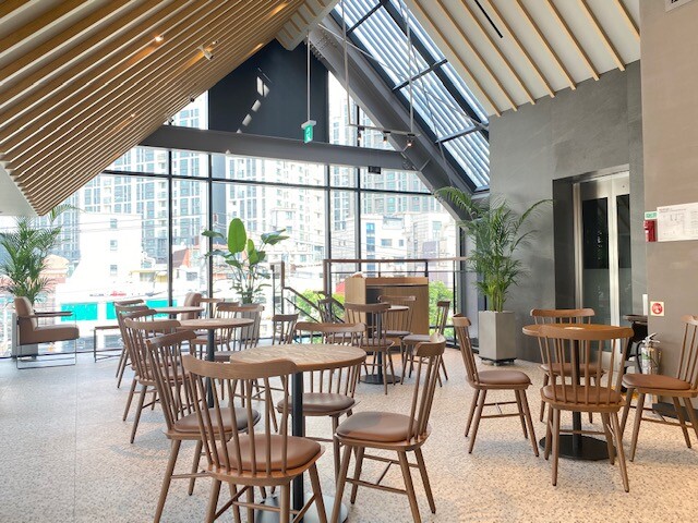 Starbucks Sangdo Station — photo 4