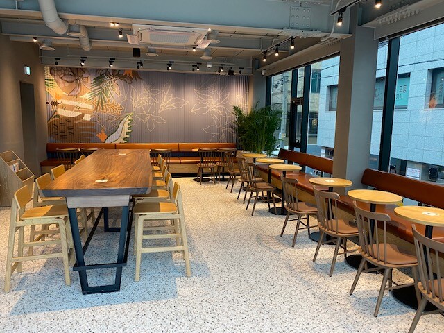 Starbucks Sangdo Station — photo 5