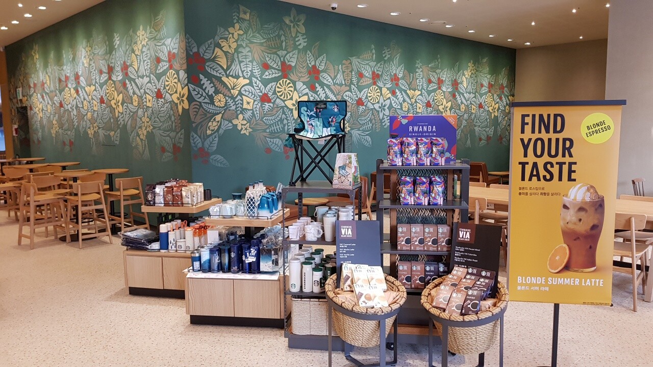 Starbucks Mongchon Toseong Station — photo 3