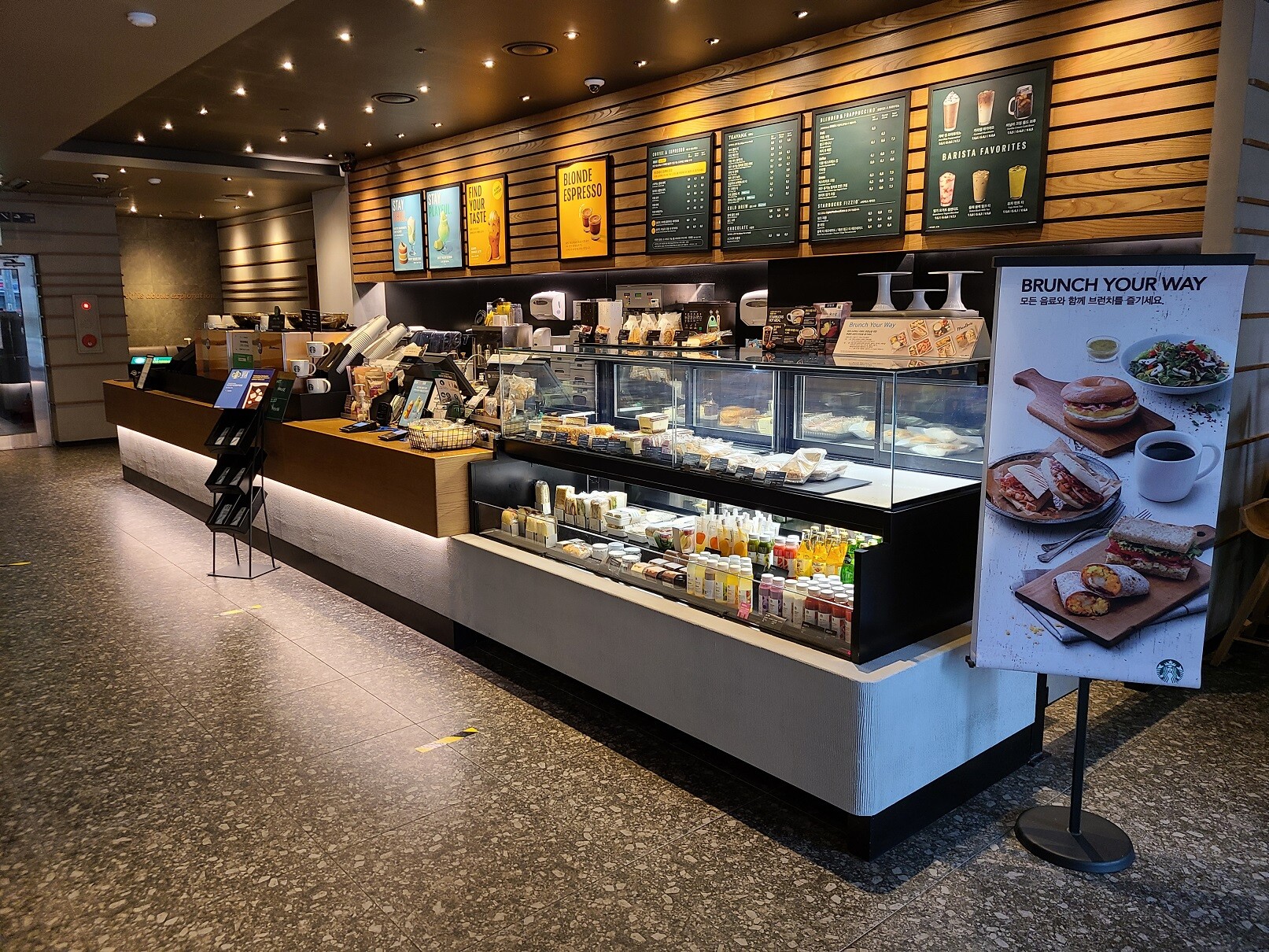 Starbucks Myeongil Station — photo 2