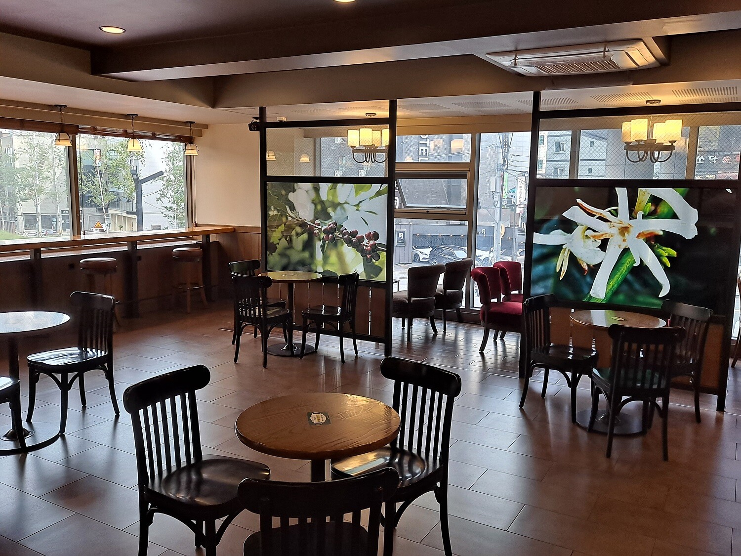 Starbucks Cheonho E-Mart — photo 3