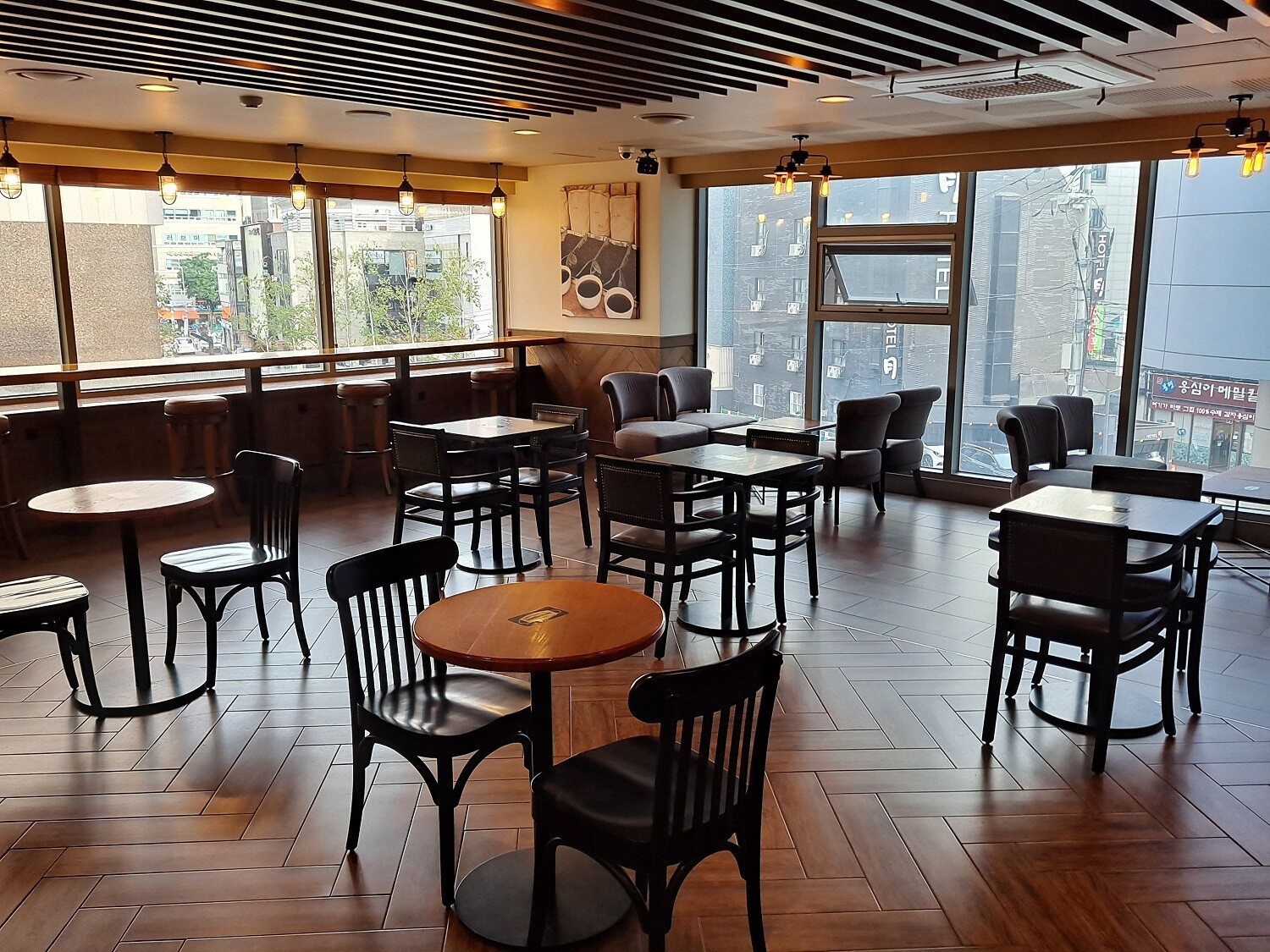 Starbucks Cheonho E-Mart — photo 4