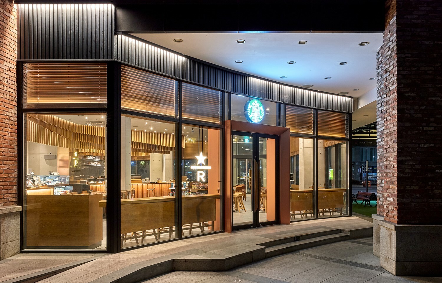 Starbucks Pangyo Abinyupeurang — photo 3