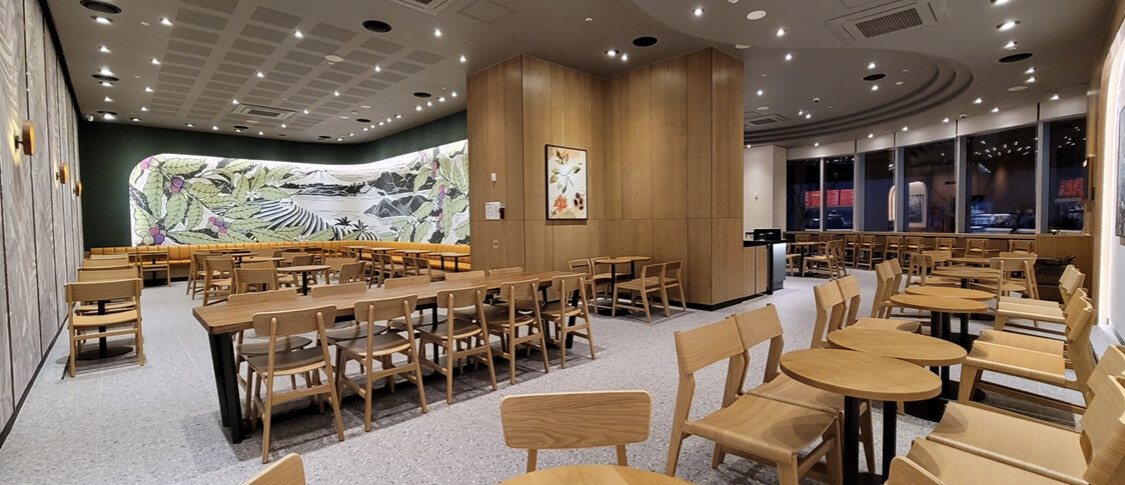 Starbucks Yongsan Haeringteon Square — photo 3