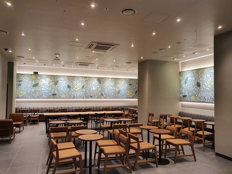 Starbucks Sogong-ro — photo 5