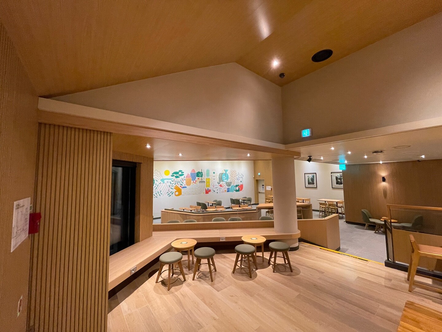 Starbucks Taereung Entrance Station — photo 5