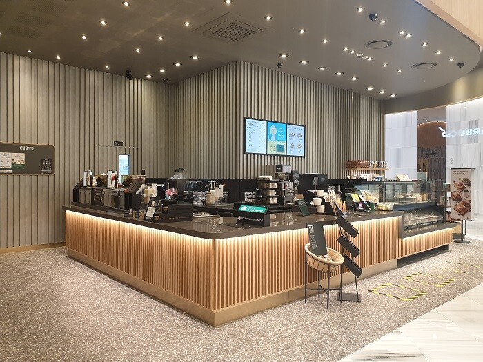 Starbucks Centum Mol1F — photo 1