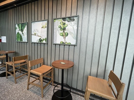 Starbucks Seoul Yeokdongja Dong — photo 4