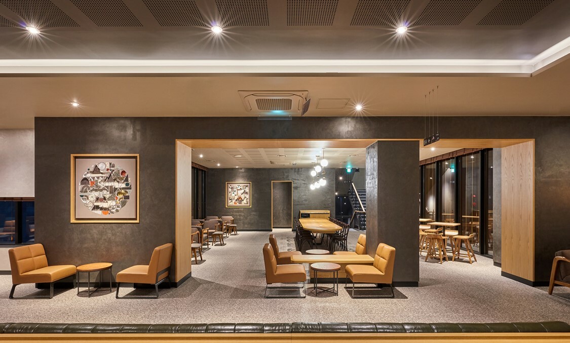 Starbucks Masan Station — photo 3