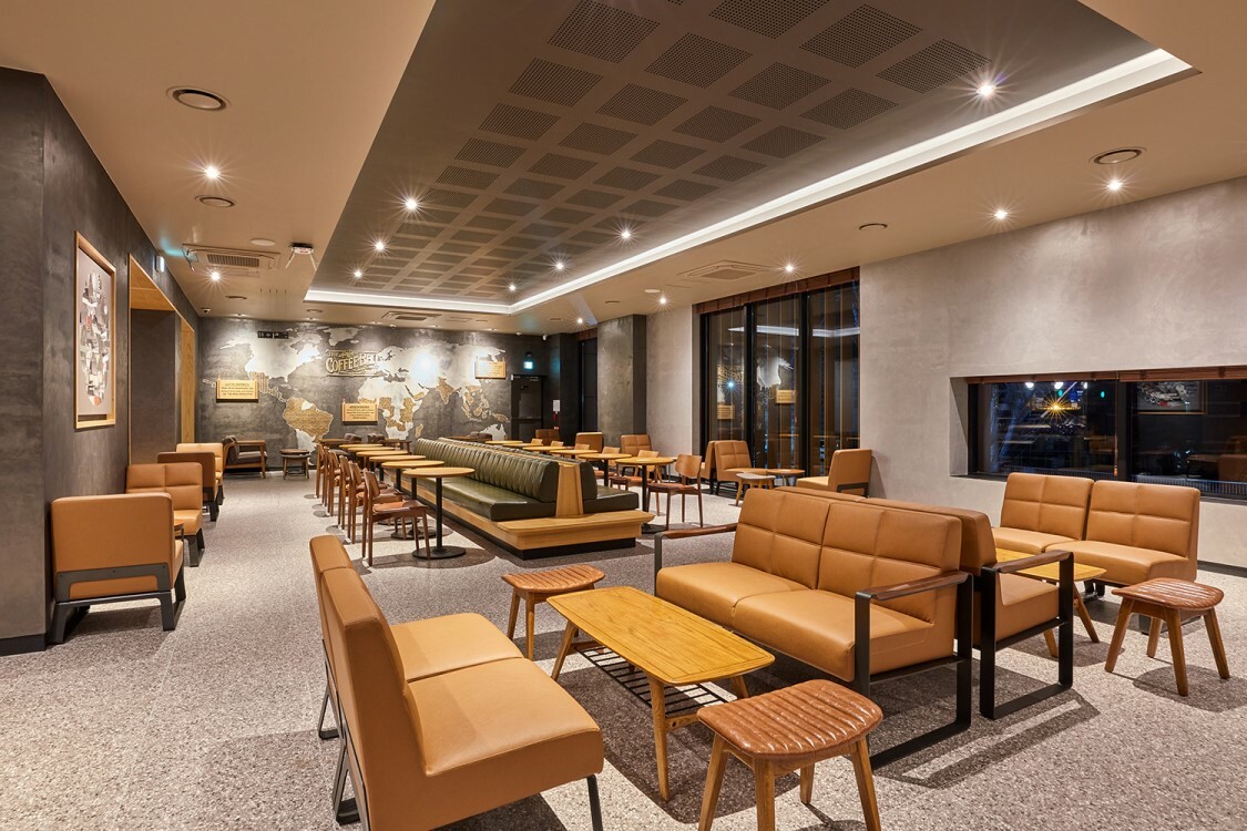 Starbucks Masan Station — photo 4