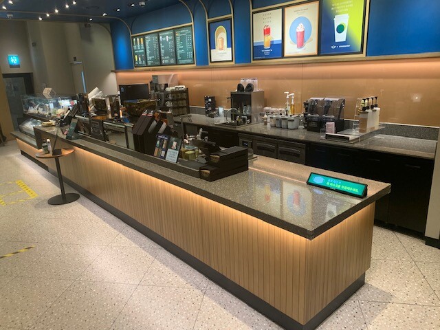 Starbucks Samsong Station — photo 2