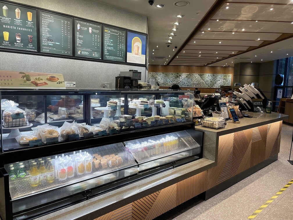Starbucks Deungchon Boulevard — photo 3