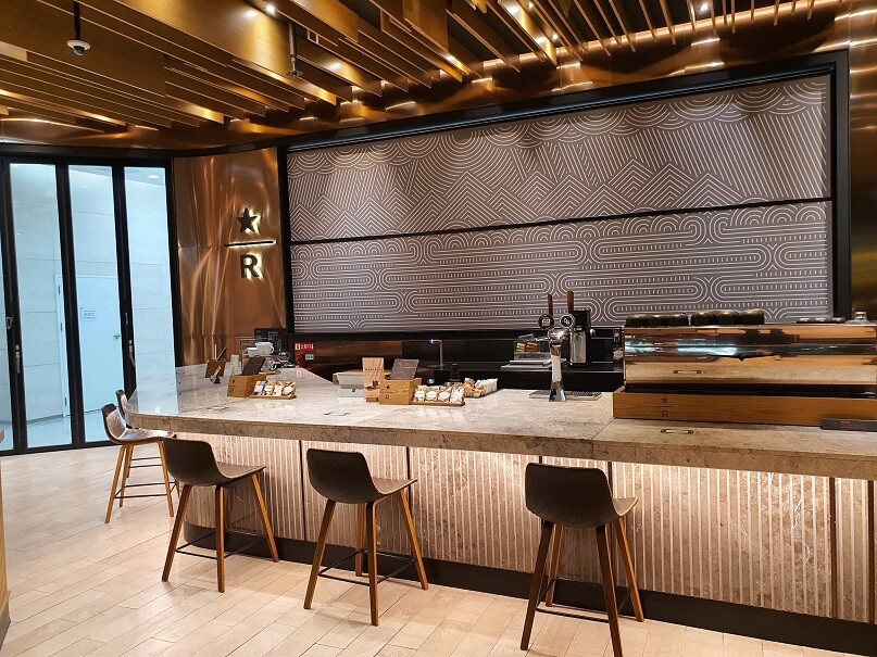 Starbucks Yangjae Gangnam Building — photo 4