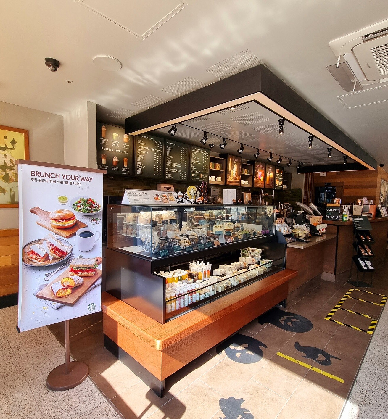 Starbucks Incheon Samsan — photo 2