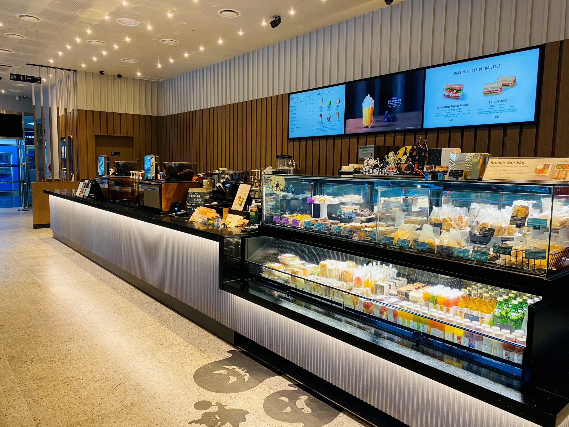 Starbucks Seosomun-ro — photo 2