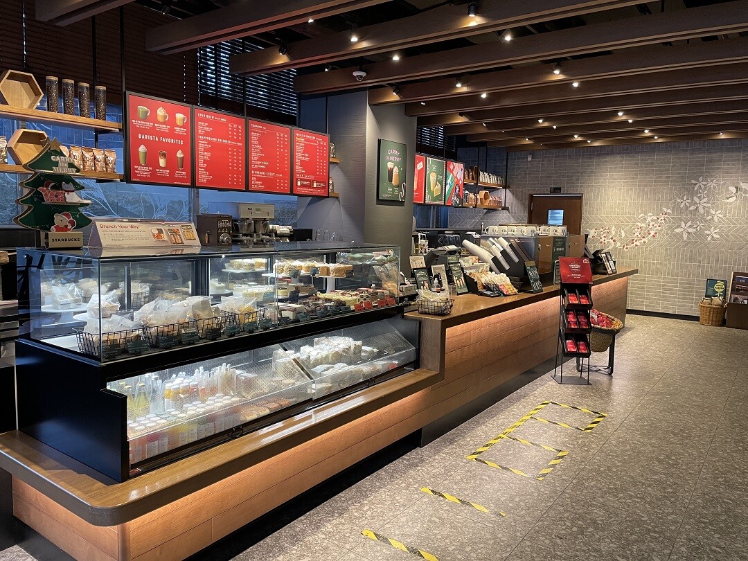 Starbucks Geomdan Intersection Station — photo 3