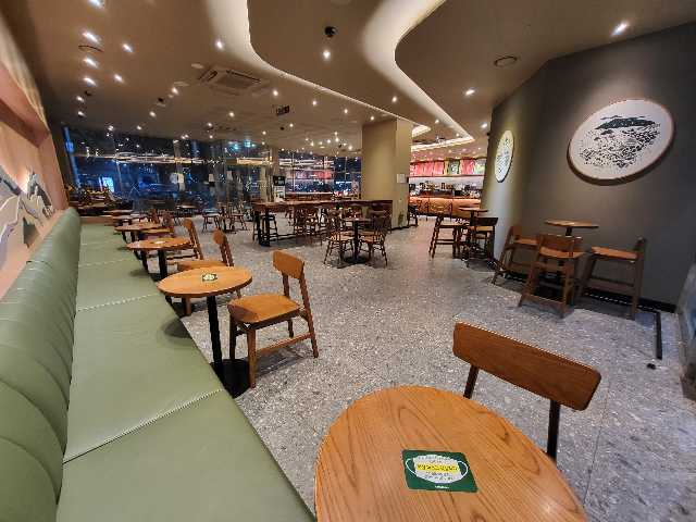 Starbucks Magok Station — photo 4