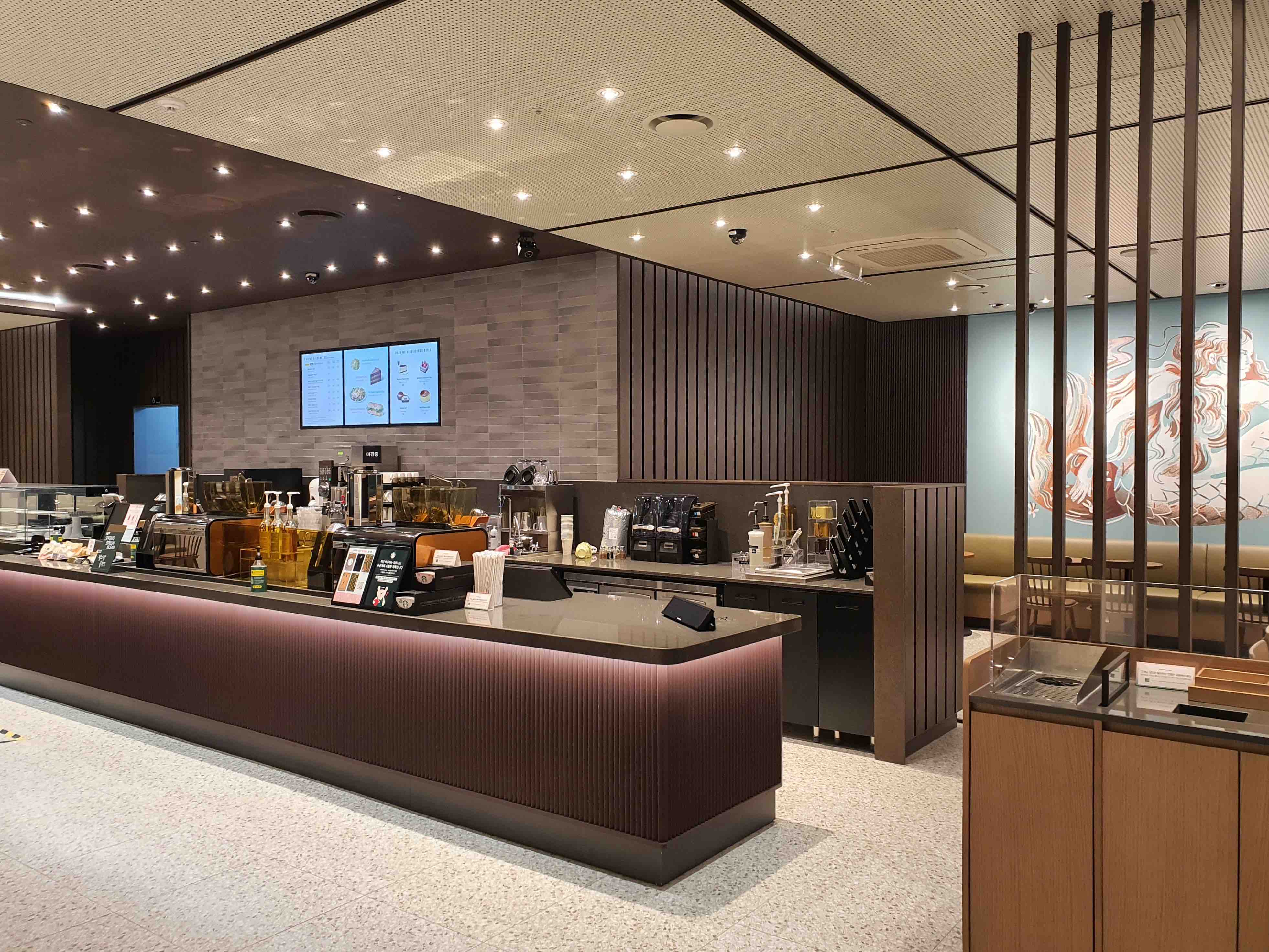 Starbucks Seongsu — photo 3