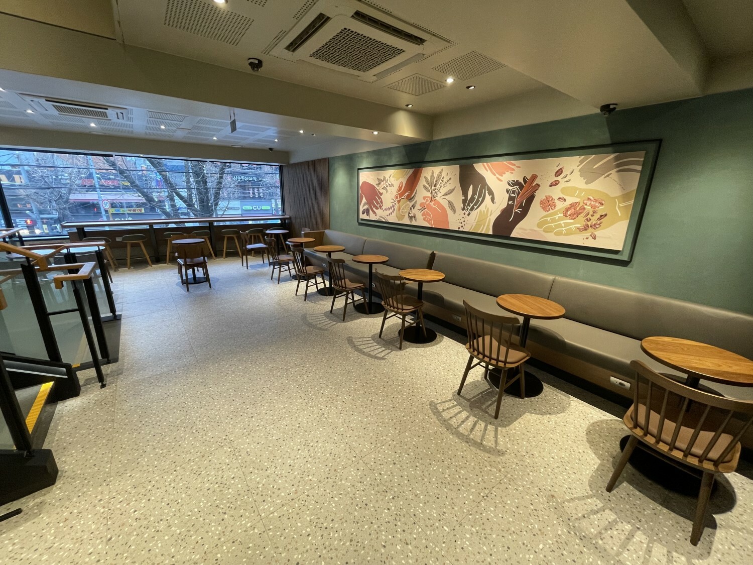 Starbucks Sillim — photo 4