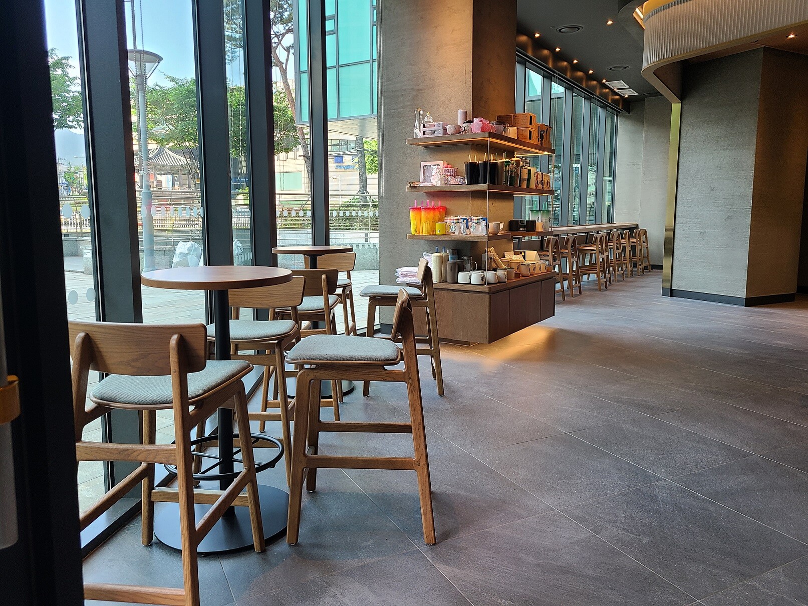 Starbucks Sangbong — photo 4