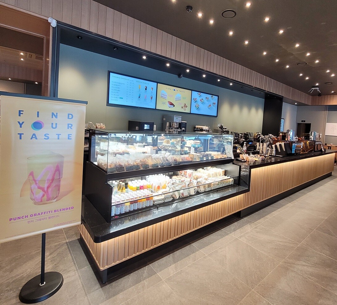 Starbucks Busan Dongnae — photo 3