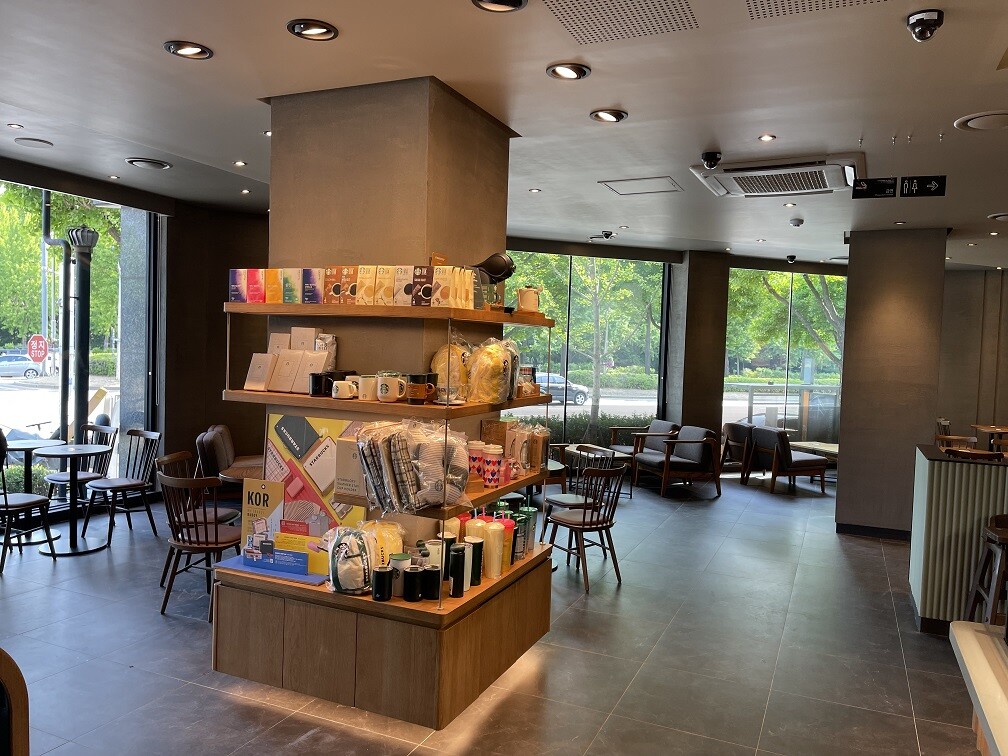 Starbucks Olympic Park South Gate — photo 3
