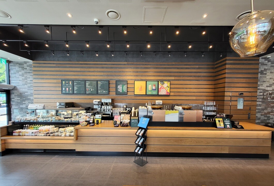 Starbucks Gupabal Intersection — photo 3