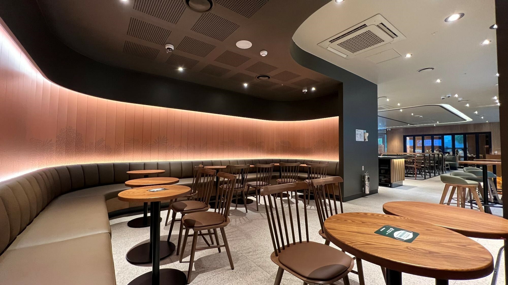 Starbucks Samseong Station — photo 4
