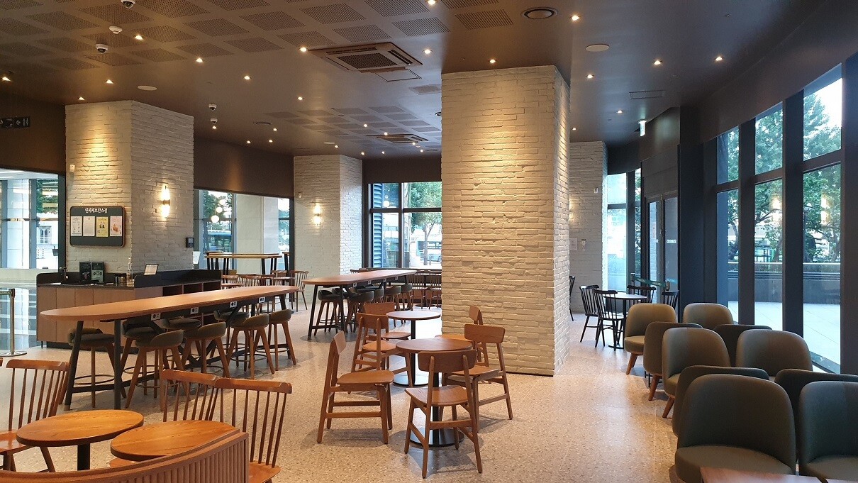 Starbucks Yonsei Severance — photo 5