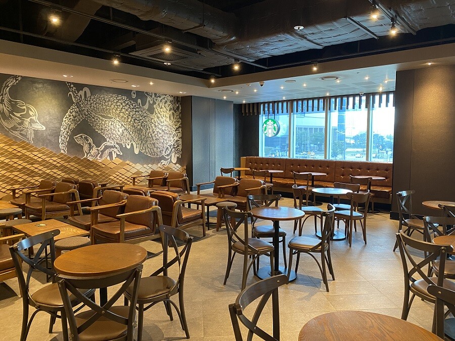 Starbucks Yongsan Yeoksseomit — photo 4