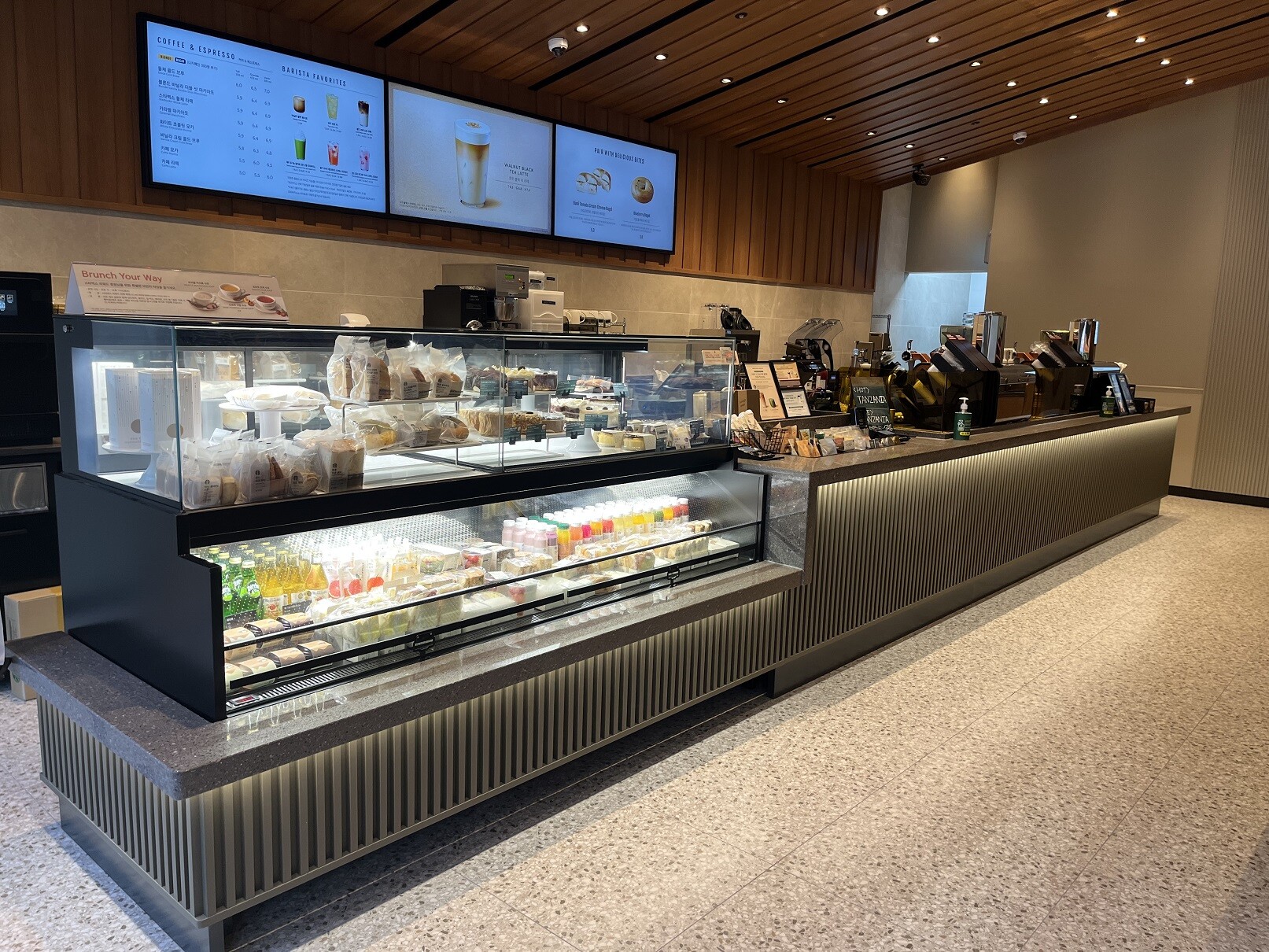 Starbucks Pyeongchon Station Intersection — photo 3
