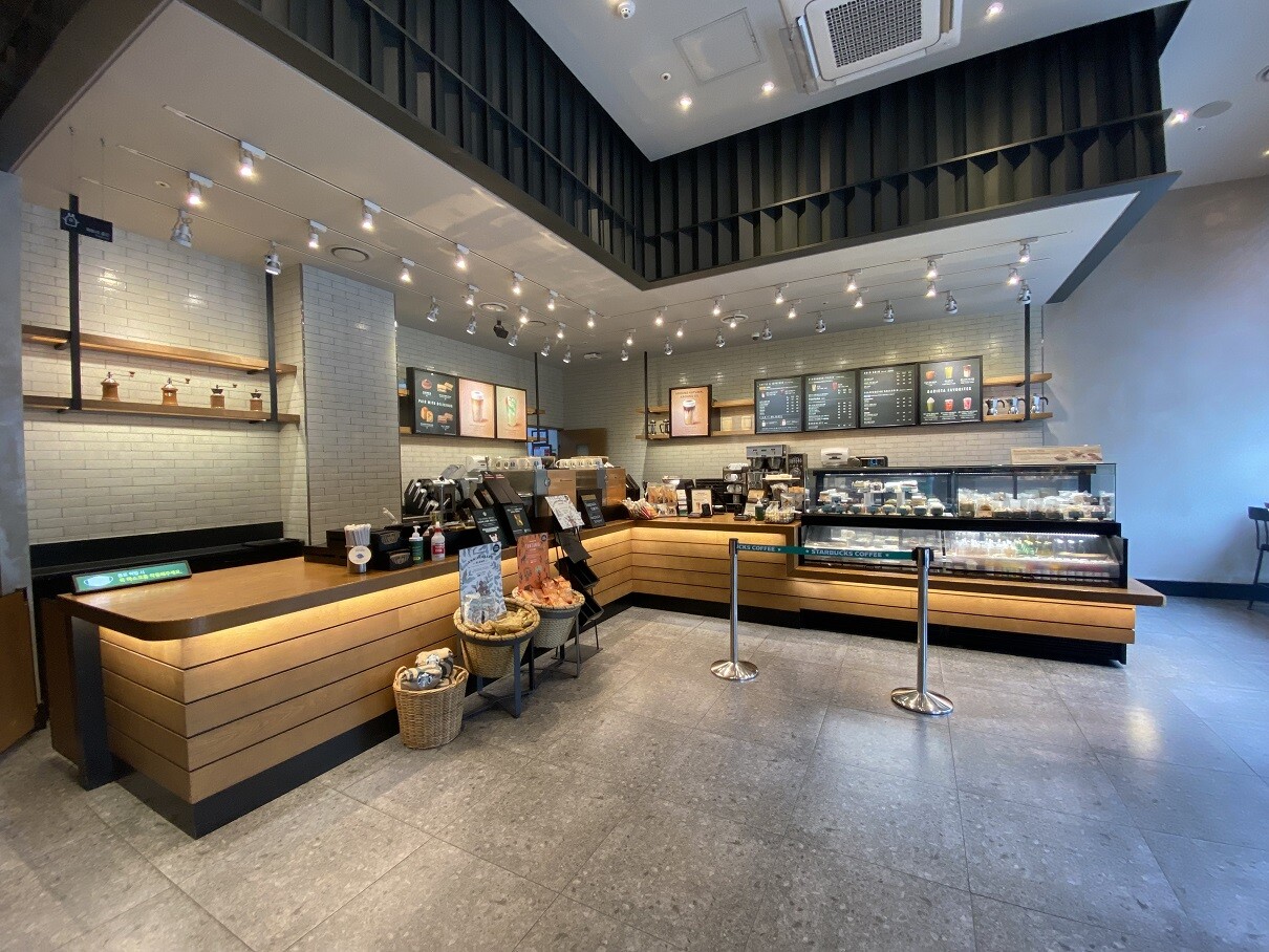 Starbucks Dongtan Station — photo 2