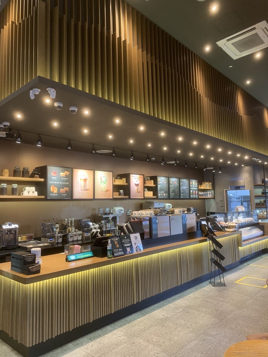 Starbucks Beomgye Station — photo 2