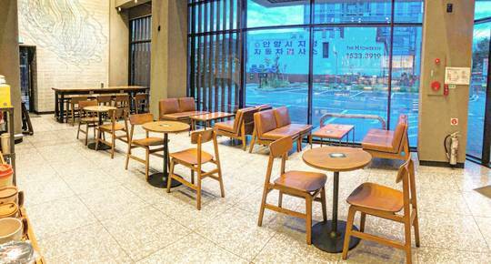 Starbucks Pyeongchon Station — photo 5