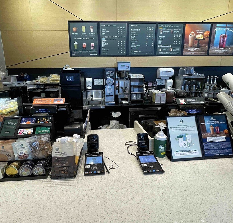 Starbucks Songdo Hyundai Outlet — photo 2