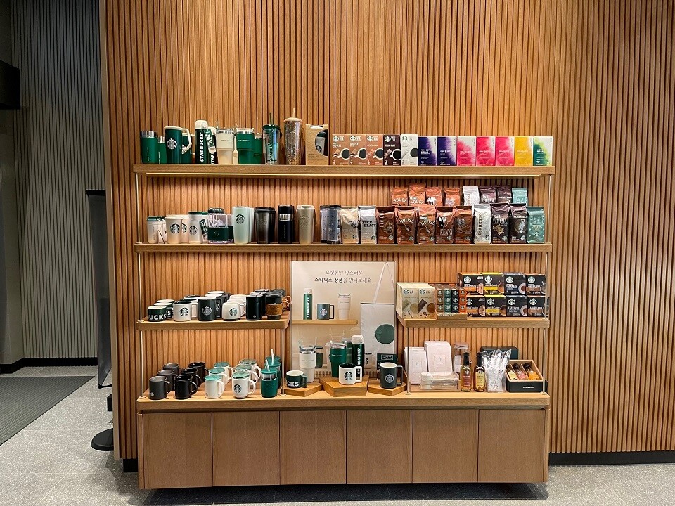 Starbucks Nokbeon Station — photo 4